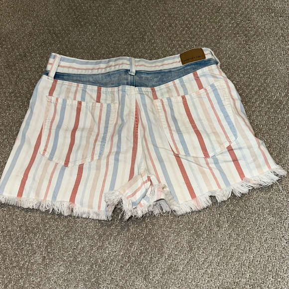 American eagle shorts - Picture 2 of 2